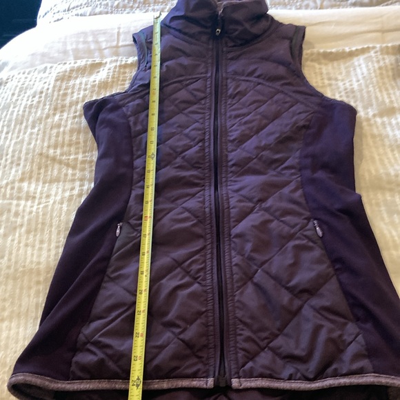 Gorgeous Lululemon- Fluff Off Vest - purple - Picture 4 of 15
